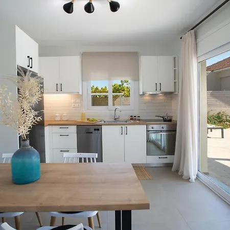 Grappolo Lefkada - Vilana Ideal For Families And Small Groups ヴィラ Apolpaina
